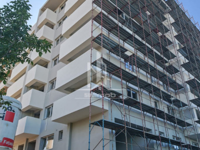 Apartament 3 camere decomandat 2 bai Grand Arena Dealul Cucului.
