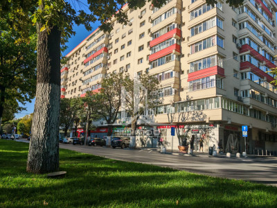 Sector 4-Alexandru Obregia-4 camere decomandat-renovat
