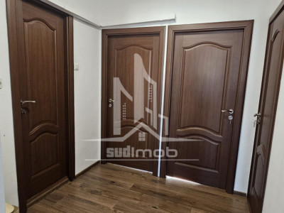 Apartament 4 camere 2 bai bloc reabilitat Alexandru Obregia.