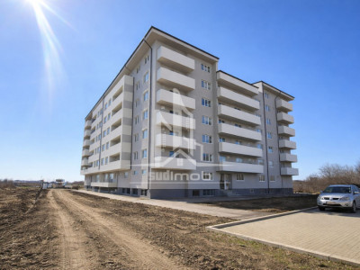 Apartament 3 camere decomandat 2 bai Grand Arena Dealul Cucului.