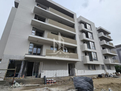 Parc Laurentiu Raiciu apartament 2 camere decomandat.