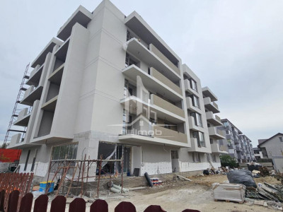 Parc Laurentiu Raiciu apartament 2 camere decomandat.