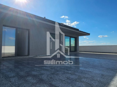 Penthouse 4 camere 2 bai si terasa 110 mp in complexul Green Garden.