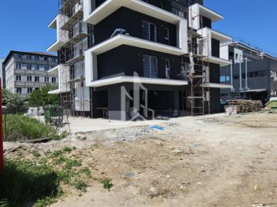 Apartament 2 camere decomandat cu terasa 8 mp Postalionului.