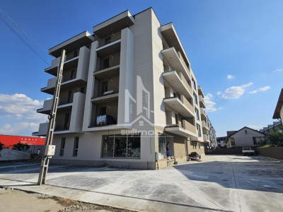 Parc Laurentiu Raiciu apartament 2 camere decomandat.