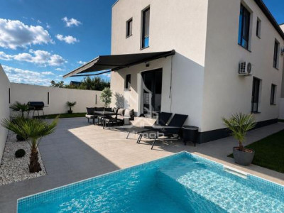 Comuna Berceni-casa 5 camere cu piscina
